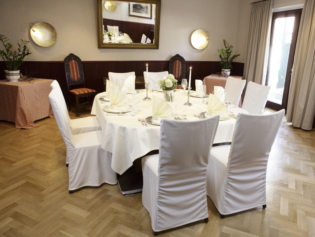 Hotel Kirchspiels Gasthaus Норторф Экстерьер фото